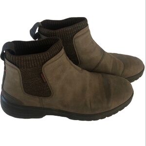 Hey Dude Scott Grip boots size 9